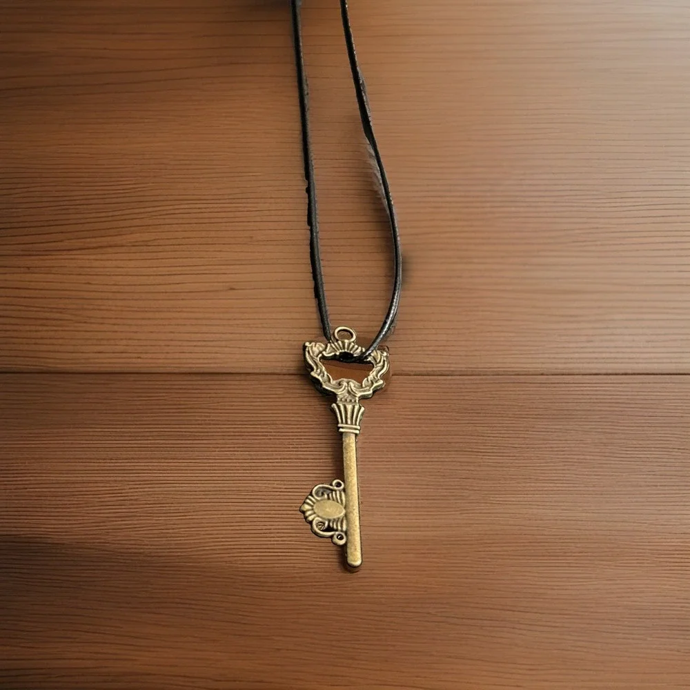 Skeleton Key Necklace Large Ornate Victorian Pendant Dark Academia Steampunk